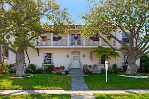 photo 1 of 825 Alameda Blvd, Coronado, CA 92118