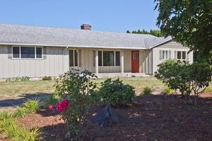 photo 1 of 8473 S Heinz Rd, Canby, OR  97013