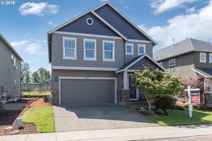 photo 1 of 957 NW 1st Ave, Canby, OR 97013