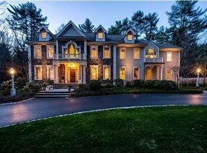 photo 1 of 427 South St, Needham, MA 02492