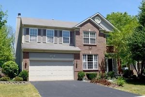 photo 1 of 2650 Providence Ln, Lindenhurst, IL 60046
