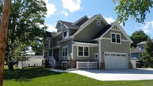 photo 1 of 386 S Fairview Ave. Elmhurst IL 60126