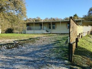 photo 1 of 38079 Sweetbriar Ln, Squaw Valley, CA 93675