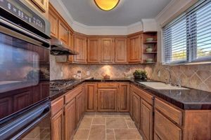photo 1 of 385 Larkspur Dr, East Palo Alto, CA 94303