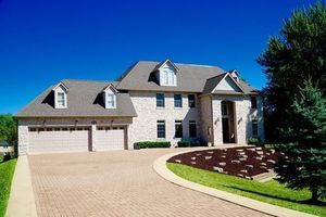 photo 1 of 6 Orchard Ln, Hawthorn Woods, IL 60047