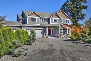 photo 1 of 3323 170th St SW, Lynnwood, WA 98037