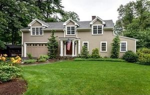 photo 1 of 10 Winslow Rd, Wellesley, MA 02481