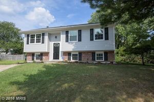 photo 1 of 8104 Spaulding Cir, Severn, MD 21144