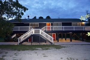 photo 1 of 1002 Browns Rd, Middleburg, FL 32068