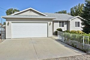 photo 1 of 608 Prince Ave, Wilder, ID 83676