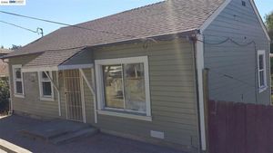 photo 1 of 14895 Saturn Dr, San Leandro, CA 94578