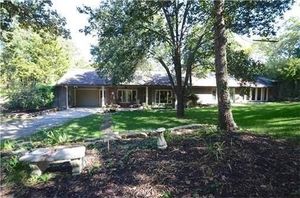 photo 1 of 5880 Clare Rd, Shawnee, KS 66226