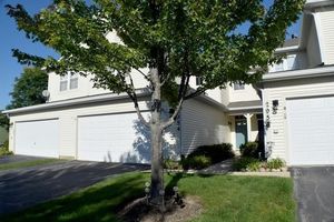 photo 1 of 2954 Falling Waters Ln Unit 16 295, Lindenhurst, IL 60046