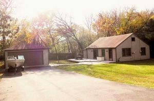 photo 1 of 1121 Hillcrest Ave, Fox River Grove, IL 60021