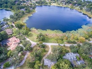 photo 1 of 900 Lake Catherine Dr, Maitland, FL 32751