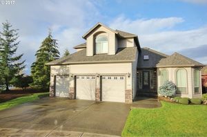 photo 1 of 1308 S 8th Way, Ridgefield, WA 98642