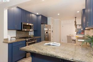 photo 1 of 18027 Redwood Rd, Castro Valley, CA 94546