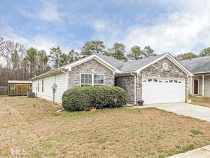 photo 1 of 10904 Big Sky Dr, Hampton, GA 30228
