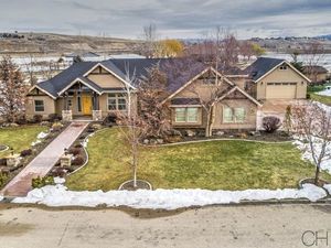 photo 1 of 8156 Goldstream Ct, Middleton, ID 83644