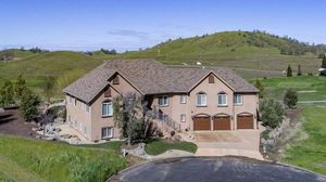 photo 1 of 21933 Westmere Ln, Friant, CA 93626