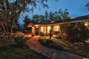 photo 1 of 3970 Maple Ln, Loomis, CA 95650
