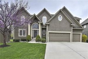 photo 1 of 14412 Ballentine St, Overland Park, KS 66221