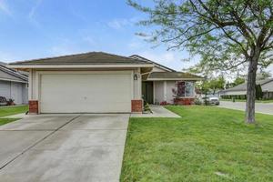 photo 1 of 960 Hansard Court Galt, CA 95632
