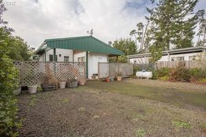 photo 1 of 204 Bourbon St, Florence, OR 97439