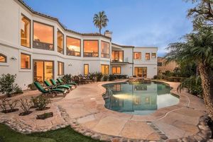 photo 1 of 934 Muirlands Dr, La Jolla, CA 92037