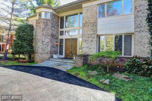 photo 1 of 7013 Mountain Gate Dr, Bethesda, MD 20817