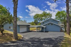 photo 1 of 43025 E Mountain View Ln, Oakhurst, CA 93644