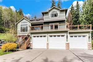 photo 1 of 2516 SW Lake Roesiger Rd, Snohomish, WA 98290