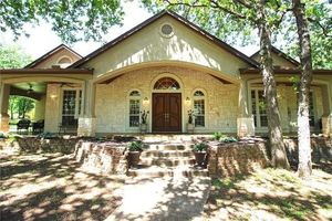 photo 1 of 115 River Run Dr, Azle, TX 76020