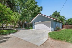 photo 1 of 8521 20 1/2 Ave, Lemoore, CA 93245