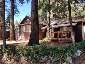 photo 1 of 2981 School St, Pollock Pines, CA 95726