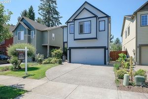 photo 1 of 325 N 7th Ave, Cornelius, OR 97113