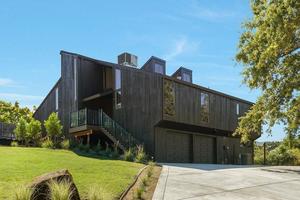 photo 1 of 207 Fern Way, Vacaville, CA 95688