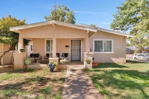 photo 1 of 625 Downey Ave, Modesto, CA 95354