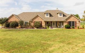 photo 1 of 162 Crestwood Ln, Springtown, TX 76082