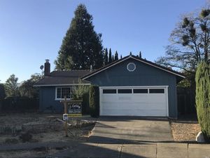 photo 1 of 950 Arguello Ct, Sonoma, CA 95476