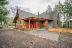 photo 1 of 235 Holcomb Rd Kelso WA 98626