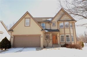 photo 1 of 3501 NW Winding Woods Dr, Lees Summit, MO 64064