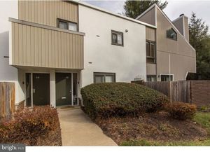photo 1 of 1750 Oakwood Ter Unit 4 E, Narberth, PA 19072