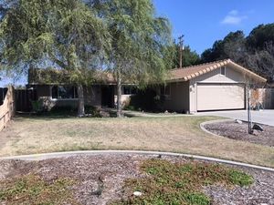 photo 1 of 680 Anthony Dr, Hanford, CA 93230