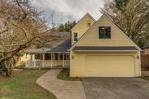 photo 1 of 22186 SW Mandan Dr, Tualatin, OR 97062