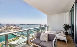 photo 1 of 900 Biscayne Blvd Apt 6003, Miami, FL 33132