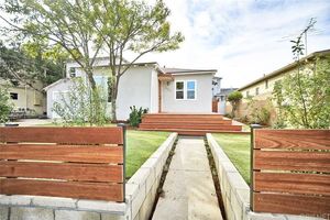 photo 1 of 2906 11th St, Santa Monica, CA 90405