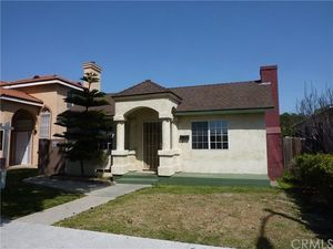 photo 1 of 2244 Delta Ave, Long Beach, CA 90810