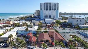 photo 1 of 326 Grant St, Hollywood, FL 33019