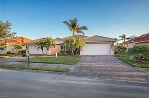 photo 1 of 14250 Manchester Dr, Naples, FL 34114